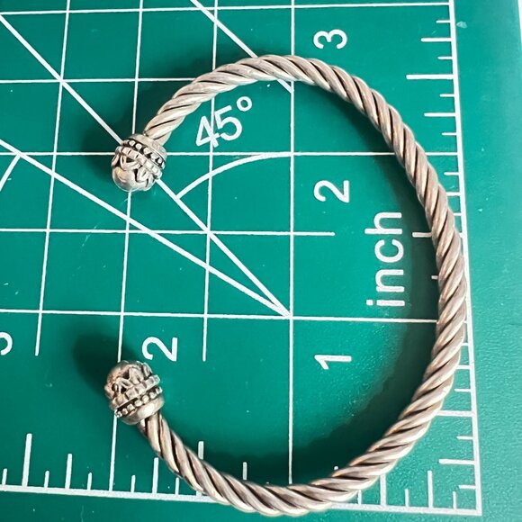 Silver 925 Twisted Rope Open Cuff Bracelet Ornate End Caps Unisex 7.25" diameter - Picture 7 of 7